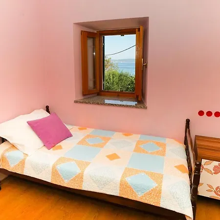 50m From The Beach * Zdrelac